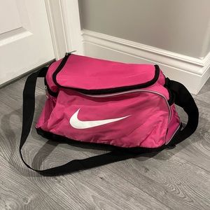 Nike duffle bag/ gym bag